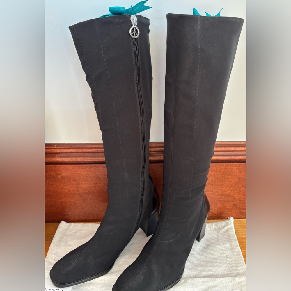 Donald J. Pliner Black Knee-High silk elastic Women's Boots size 7 NEW